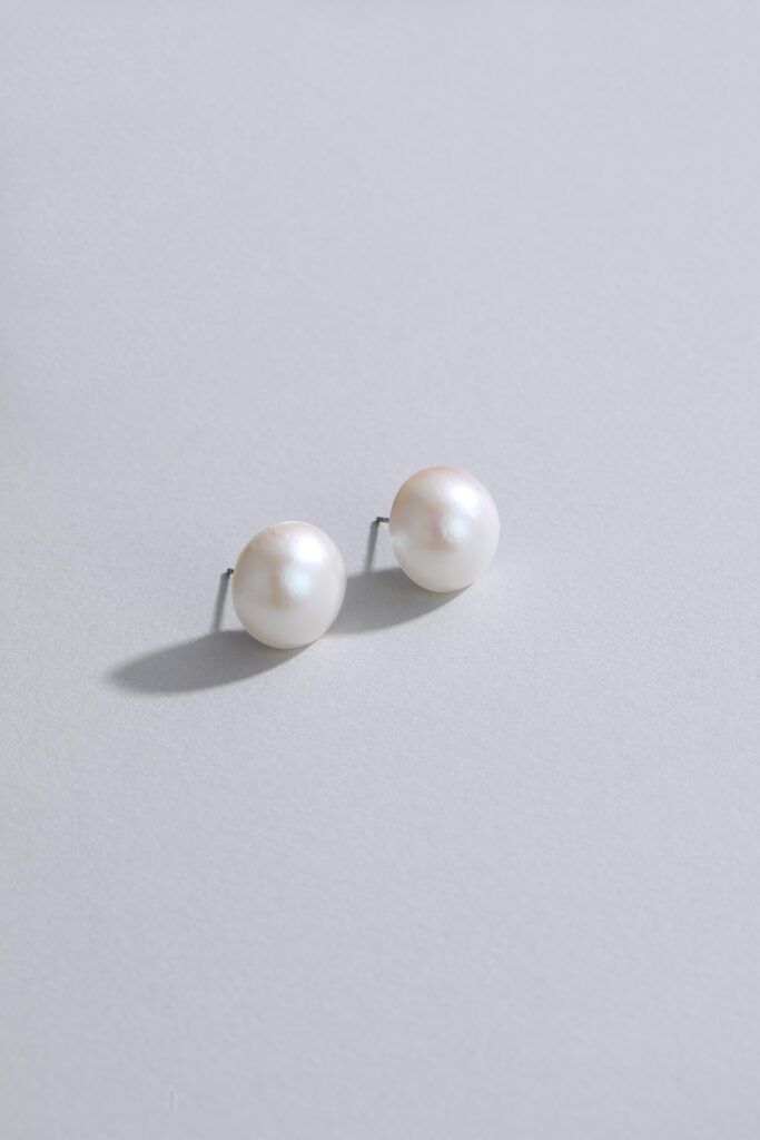 Dainty Round White Saltwater Mabe Pearl Stud Earrings