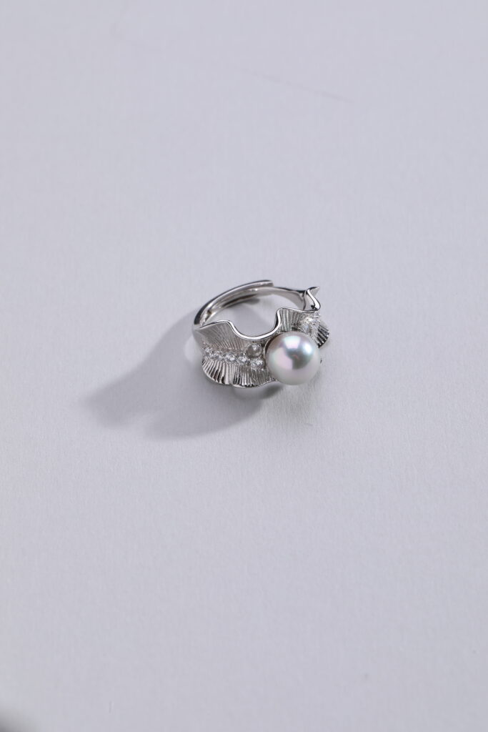 Silver Gold-Plated Leaf Textured Adjustable Ring